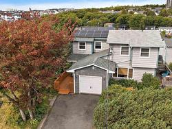 18 Bryden Avenue  Halifax, NS B3P 1H2
