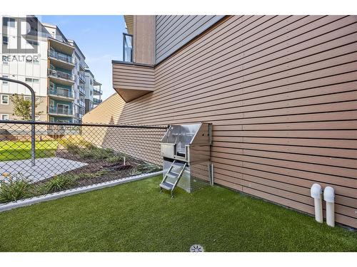 3638 Mission Springs Drive Unit# 301, Kelowna, BC - Outdoor With Balcony