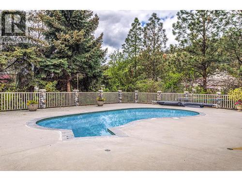 Community Outdoor Pool - 550 Yates Road Unit# 162, Kelowna, BC - Outdoor With In Ground Pool
