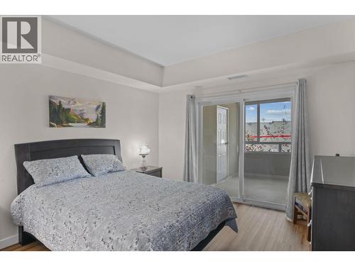 Primary Bedroom - 1963 Durnin Road Unit# 303, Kelowna, BC - Indoor Photo Showing Bedroom