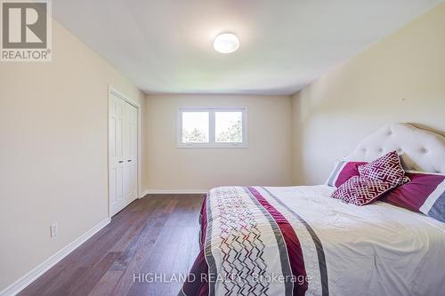 2591 Robin Drive, Mississauga, ON - Indoor Photo Showing Bedroom