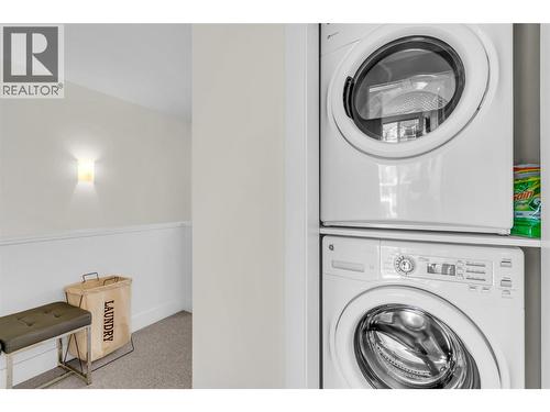 3750 West Bay Road Unit# 9, West Kelowna, BC - Indoor Photo Showing Laundry Room
