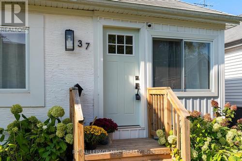 37 Lock Street, St. Catharines (Port Dalhousie), ON - Outdoor With Exterior