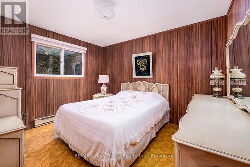 27 Silverside Point Drive, Northern Bruce Peninsula, ON - Indoor Photo Showing Bedroom