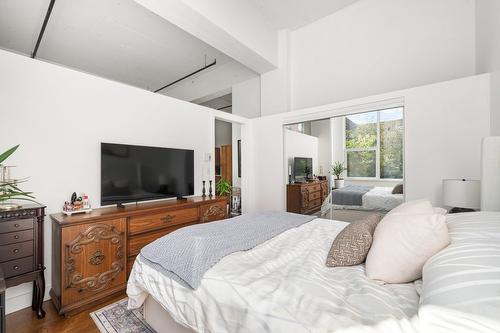 Chambre à coucher - 158-4951 Rue Ontario E., Montréal (Mercier/Hochelaga-Maisonneuve), QC - Indoor Photo Showing Bedroom