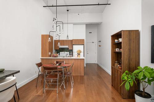 Salle à manger - 158-4951 Rue Ontario E., Montréal (Mercier/Hochelaga-Maisonneuve), QC - Indoor