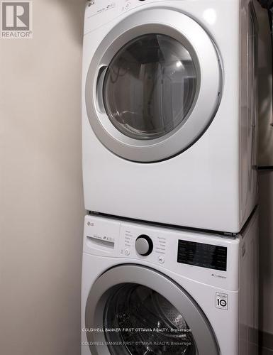 301 - 150 Boundstone Way, Ottawa, ON - Indoor Photo Showing Laundry Room
