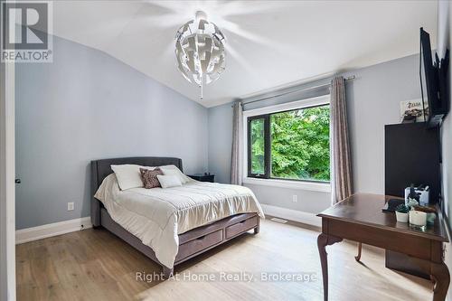 176 Viewbank Crescent, Oakville (Sw Southwest), ON - Indoor Photo Showing Bedroom
