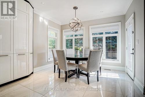 19 Anglin Drive, Richmond Hill, ON - Indoor Photo Showing Dining Room