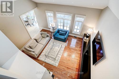 19 Anglin Drive, Richmond Hill, ON - Indoor Photo Showing Other Room