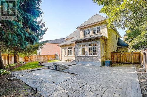 19 Anglin Drive, Richmond Hill, ON - Outdoor