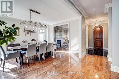 19 Anglin Drive, Richmond Hill, ON - Indoor Photo Showing Dining Room