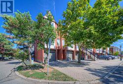 502 - 895 MAPLE AVENUE  Burlington, ON L7S 2N7