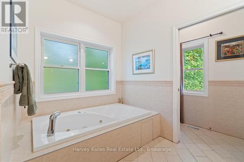 1039 Gordon St Street, Muskoka Lakes (Medora), ON - Indoor Photo Showing Bathroom