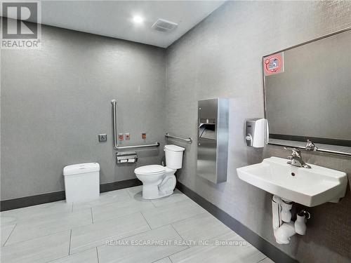 5045 Mainway, Burlington, ON 