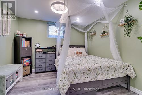 609 Simon Street, Shelburne, ON - Indoor Photo Showing Bedroom