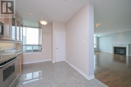 508 - 4 Briar Hill Heights, New Tecumseth, ON - Indoor