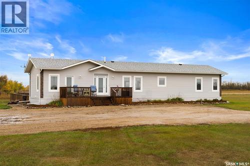 Hanson Acreage, Stoughton, SK - Outdoor With Deck Patio Veranda