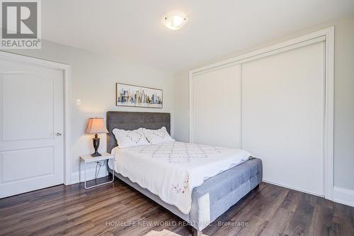 215 Willow Drive, Georgina, ON - Indoor Photo Showing Bedroom