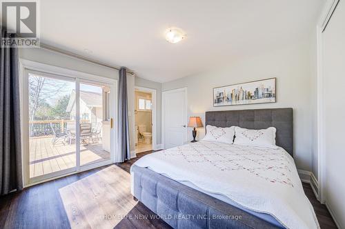 215 Willow Drive, Georgina, ON - Indoor Photo Showing Bedroom
