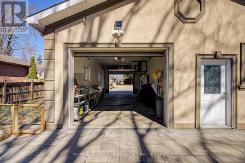 215 Willow Drive, Georgina, ON -  With Exterior