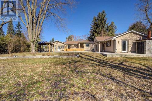 215 Willow Drive, Georgina, ON - Outdoor