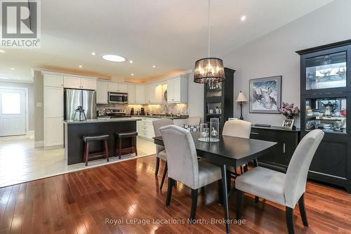 67 Greenway Drive, Wasaga Beach, ON - Indoor Photo Showing Dining Room