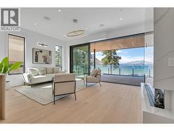 602 Lakeshore Drive Unit# 202 Penticton, BC V2A 1B9