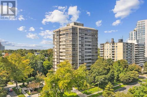 1001 - 575 Avenue Road Se, Toronto, ON - Outdoor With Facade