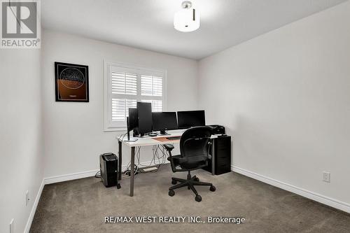 15 Severino Circle, West Lincoln, ON - Indoor Photo Showing Office