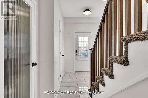 15 Severino Circle, West Lincoln, ON - Indoor Photo Showing Other Room