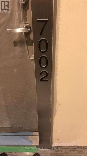 7002 - 88 Harbour Street, Toronto, ON - 