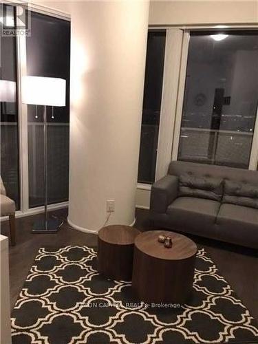 7002 - 88 Harbour Street, Toronto, ON - Indoor