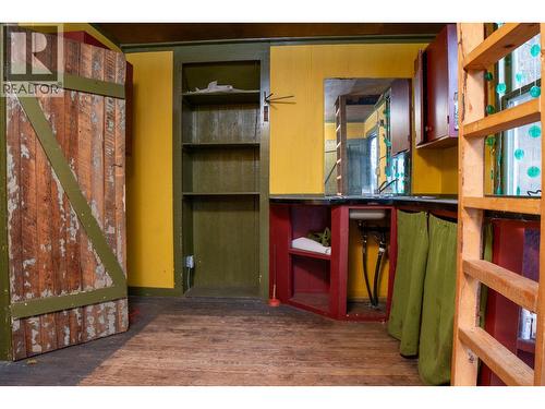 9308 Main Street, Kuskanook, BC 