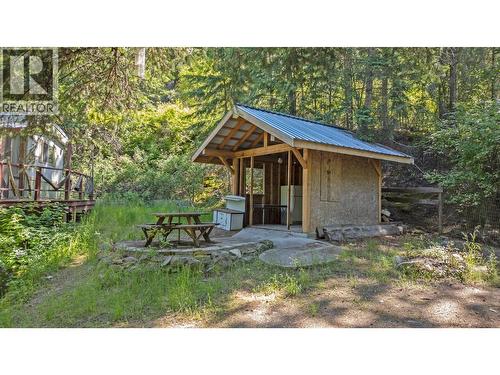 9308 Main Street, Kuskanook, BC 