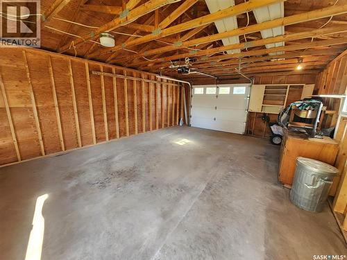 208 2Nd Avenue E, Lampman, SK - Indoor Photo Showing Garage