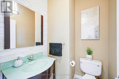 1 Lourakis Street, Richmond Hill, ON - Indoor Photo Showing Bathroom