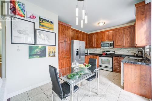 1 Lourakis Street, Richmond Hill, ON - Indoor Photo Showing Other Room