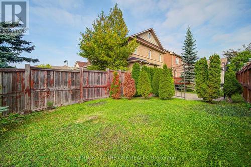 1 Lourakis Street, Richmond Hill, ON - Outdoor