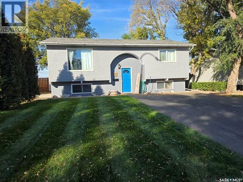 142 1st AVENUE SW  Swift Current, SK S9H 3H2