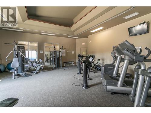 580 Sarsons Road Unit# 407, Kelowna, BC - Indoor Photo Showing Gym Room