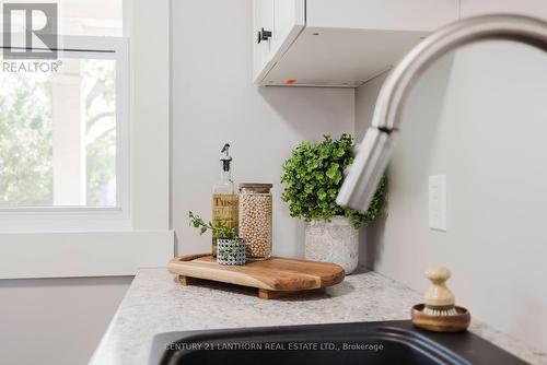 H - 201 North Park Street, Belleville (Belleville Ward), ON - Indoor Photo Showing Other Room