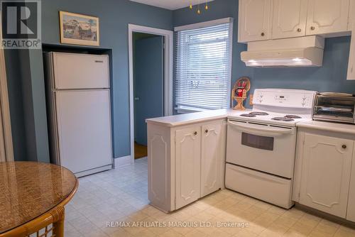 Kitchen - 601 Fourth Street E, Cornwall, ON - Indoor Photo Showing Kitchen