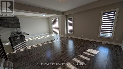 2926 Turner Crescent, London South (South U), ON - Indoor Photo Showing Other Room