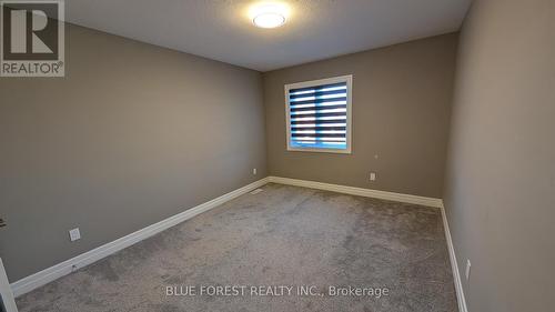 2926 Turner Crescent, London South (South U), ON - Indoor Photo Showing Other Room