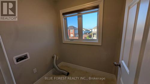 2926 Turner Crescent, London South (South U), ON - Indoor Photo Showing Other Room