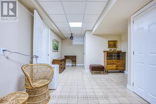 633 Rosseau Road, Hamilton, ON - Indoor