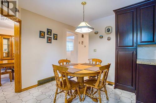 633 Rosseau Road, Hamilton, ON - Indoor Photo Showing Dining Room