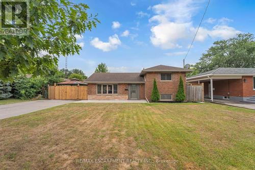 35 HICKERY PLACE  Brantford, ON N3S 3C7