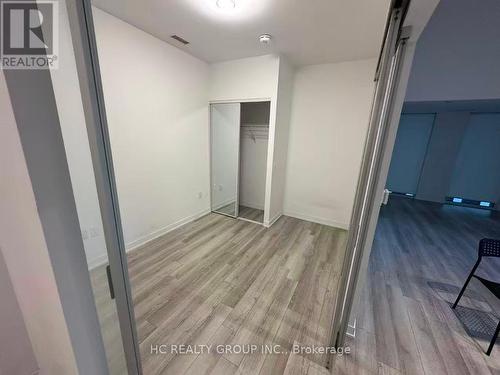 608 - 238 Simcoe Street W, Toronto, ON - Indoor Photo Showing Other Room